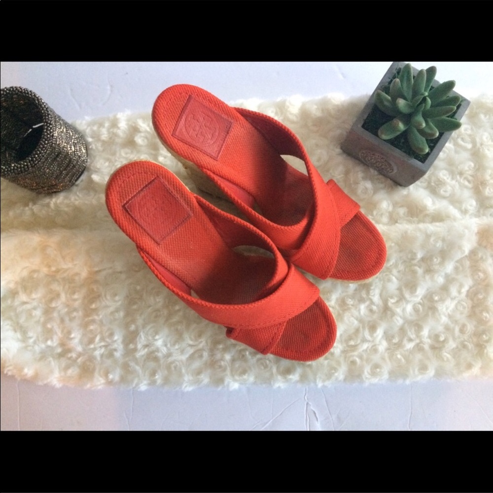 Tory Burch - Picture 2 of 3